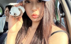 坐在学长的巧克力棒上写作业视频